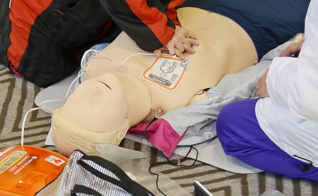 「気道の確保だけ覚えてください」緊急時に役立ったプロの教え【体験談】