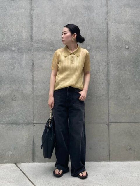 黒デニムコーデ2