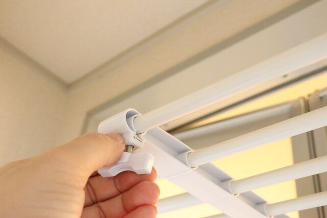 ダイソー つっぱり棚（63cm-93cm） 設置方法