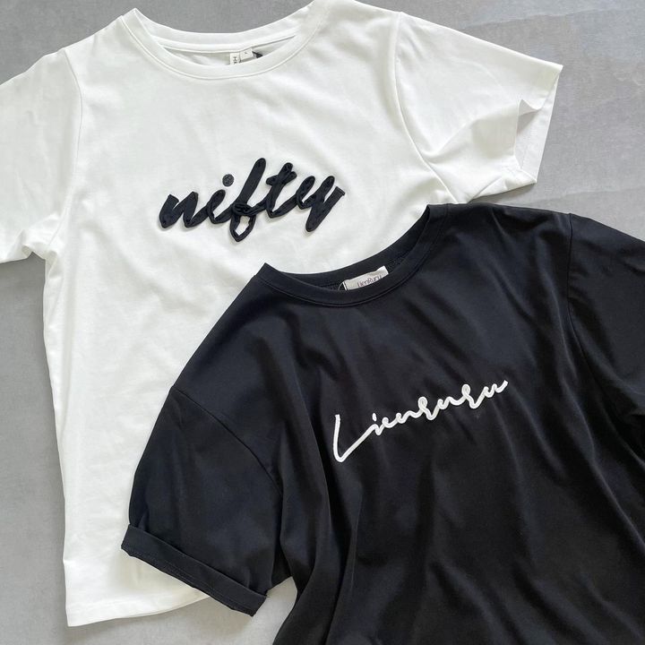 画像1: コード刺繍でロゴ？