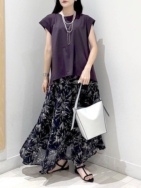 グローバルワークのエアリーリラックスフレアスカート