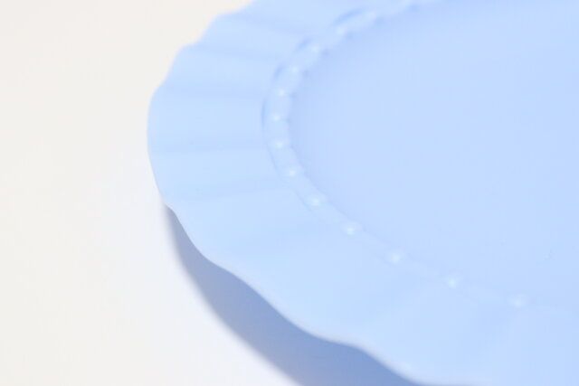 セリアのPPプレート フリル 20cmの縁