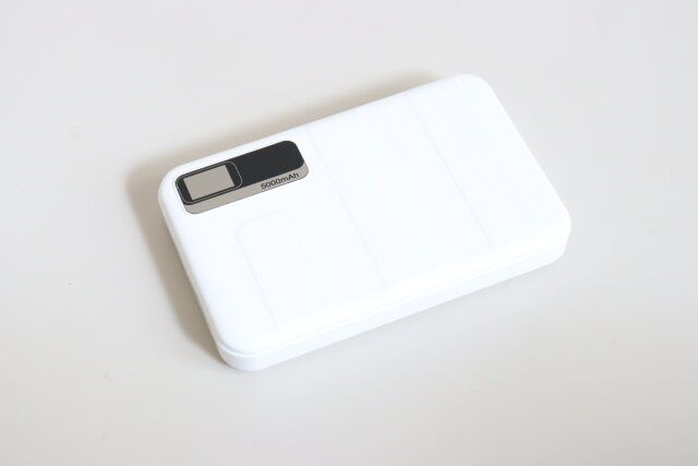 ダイソーのLED残量表示 モバイルバッテリー2