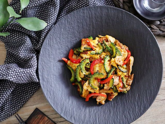 カレー味のゴーヤチャンプルー