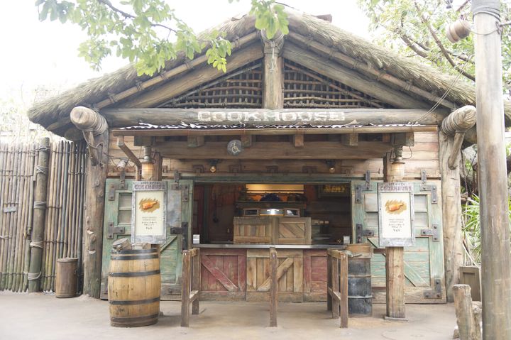 ロストリバークックハウス