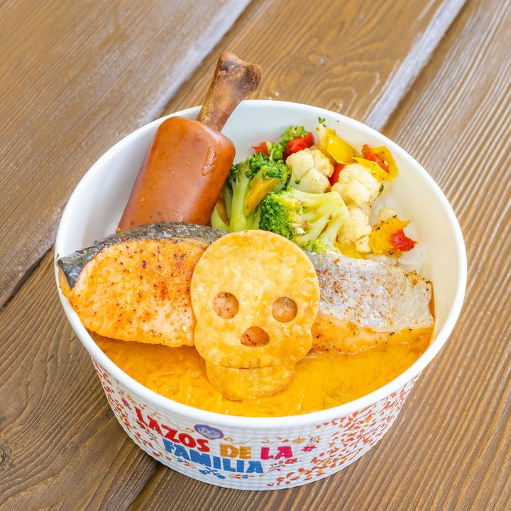 東京ディズニーシー「ラソス・デ・ラ・ファミリア」ディズニー＆ピクサー映画『リメンバー・ミー』スペシャルメニュー