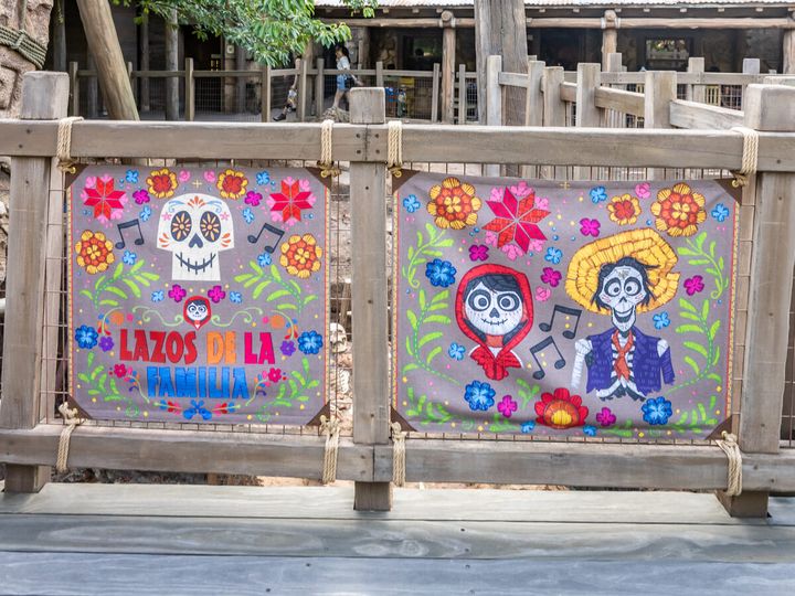 ユカタン・ベースキャンプ・グリル デコレーション