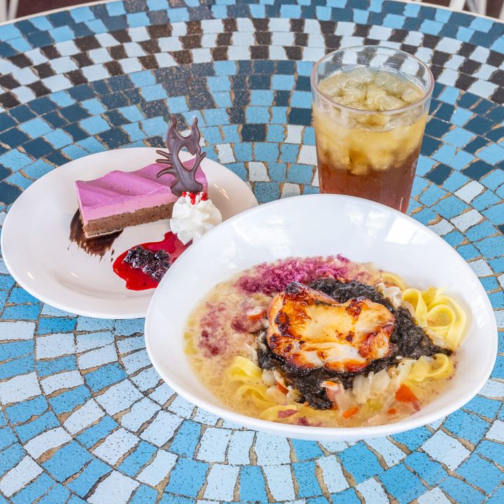 東京ディズニーランド／プラザパビリオン・レストラン“ディズニー・ハロウィーン2025”スペシャルデザートセット