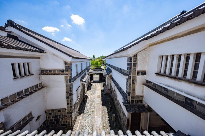 倉敷の町に息づく“民藝”の精神を感じに「倉敷民藝館」へ