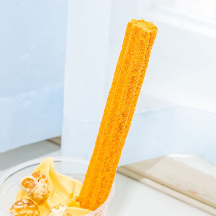 東京ディズニーリゾート“ディズニー・ハロウィーン2025”パンプキンソフトクリーム2