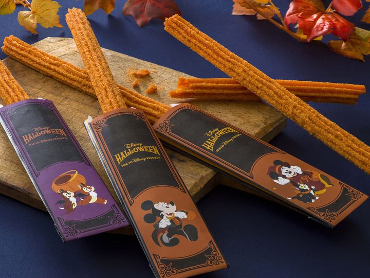 東京ディズニーリゾート“ディズニー・ハロウィーン2025”チュロス（メイプルパンプキン）