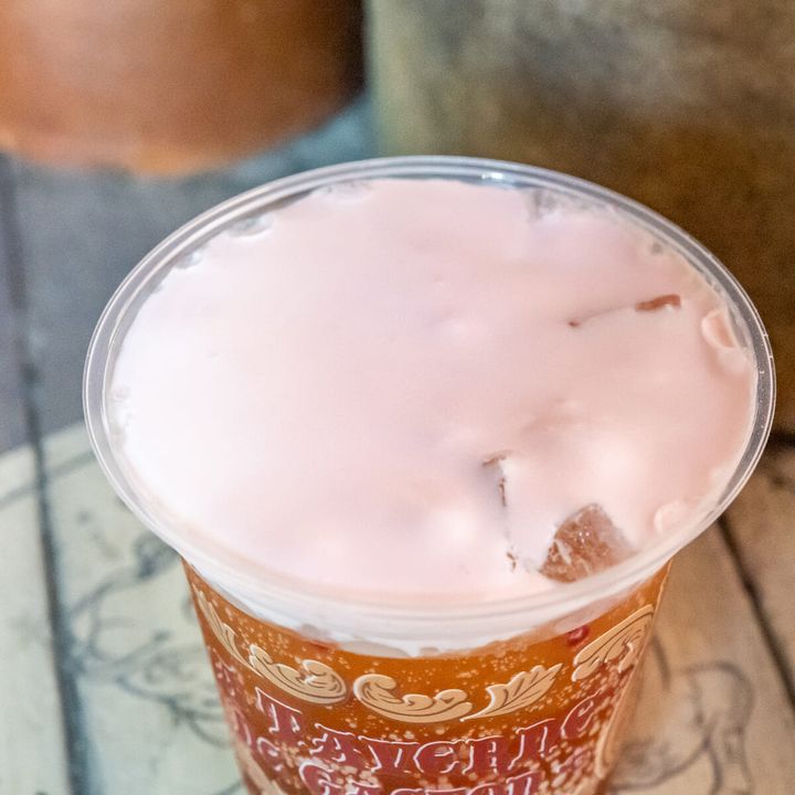 東京ディズニーランド／ラ・タベルヌ・ド・ガストン“ディズニー・ハロウィーン2025”スペシャルベリーチアーズ（グレープ＆ラズベリー）2