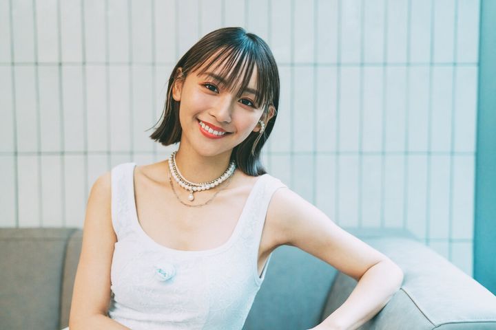 主演映画『49日の真実』が劇場公開中の浅川梨奈