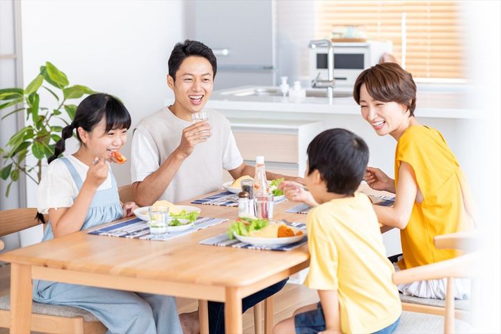 子どもの成長のために、毎日食べさせたい食材とは…