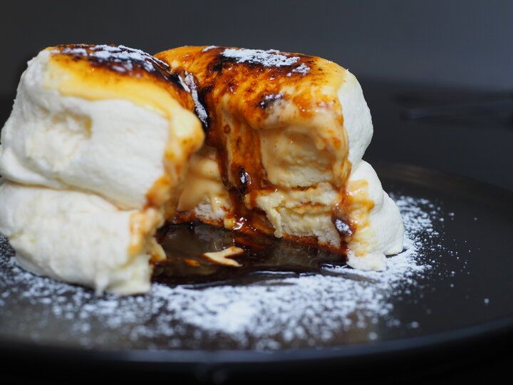 新鮮な平飼い卵を使ったふわふわパンケーキが絶品！緑と光に包まれる癒し空間「eggg Park」