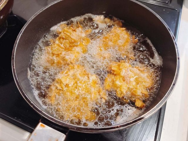 フレーフレークカツ