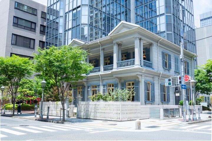 ティーフリー付きアフタヌーンティーを求めて異人館カフェ「Salon15 TOOTH TOOTH 旧神戸居留地十五番館」へ