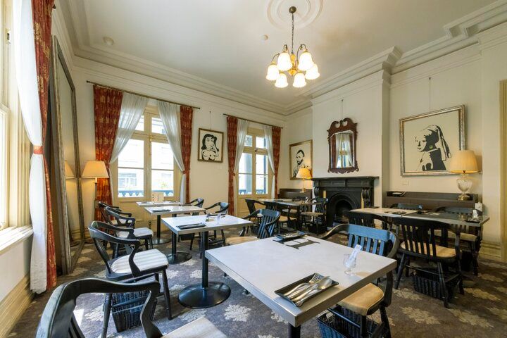 ティーフリー付きアフタヌーンティーを求めて異人館カフェ「Salon15 TOOTH TOOTH 旧神戸居留地十五番館」へ