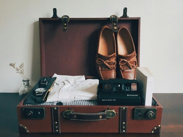 トラベルバッグ