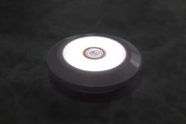 ダイソーの便利なCOBタッチライト［ホワイト］