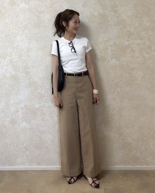 着回しコーデ③チノパンで大人カジュアルコーデ