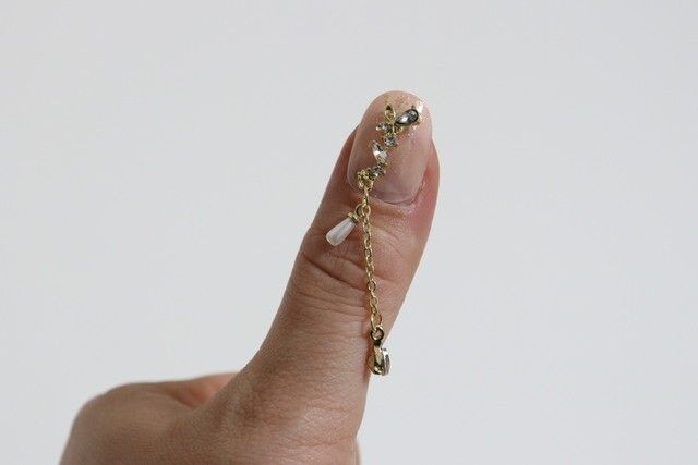 ネイルパーツ（パール調、チェーン） 使用例