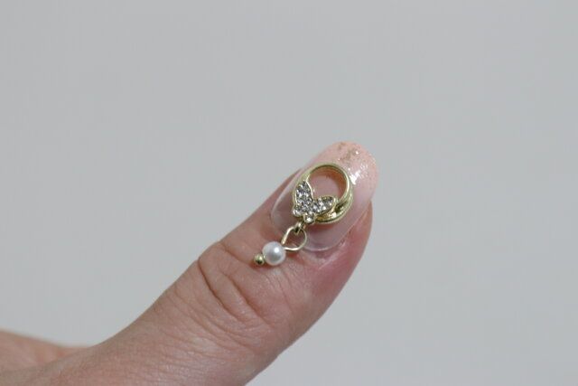 ネイルパーツ（バタフライ、サークル）