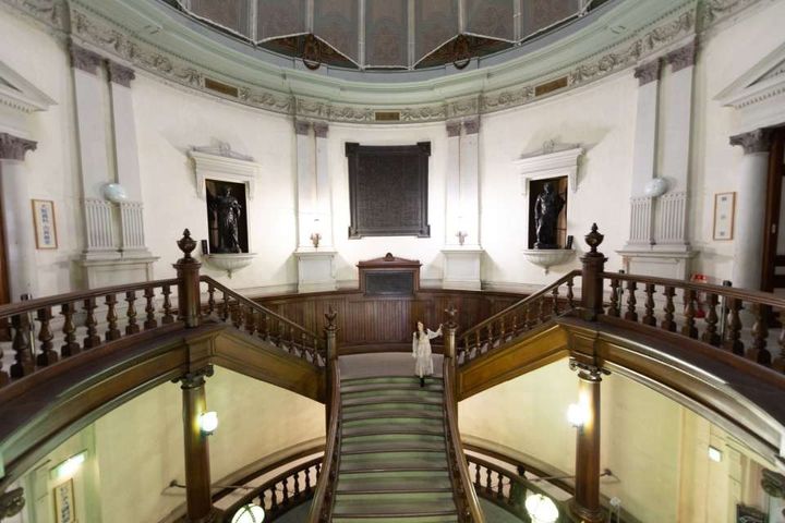 大阪府立中之島図書館