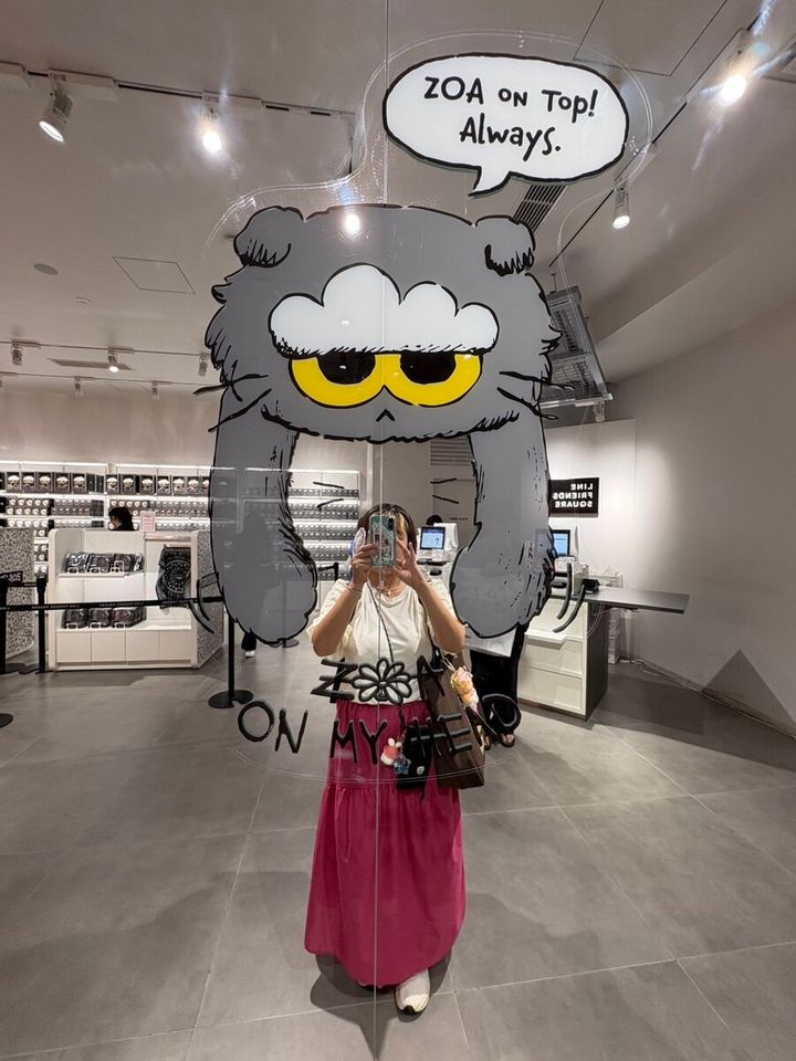 LINE FRIENDS SQUARE SHIBUYA 地下1階 ZO＆FRIENDS