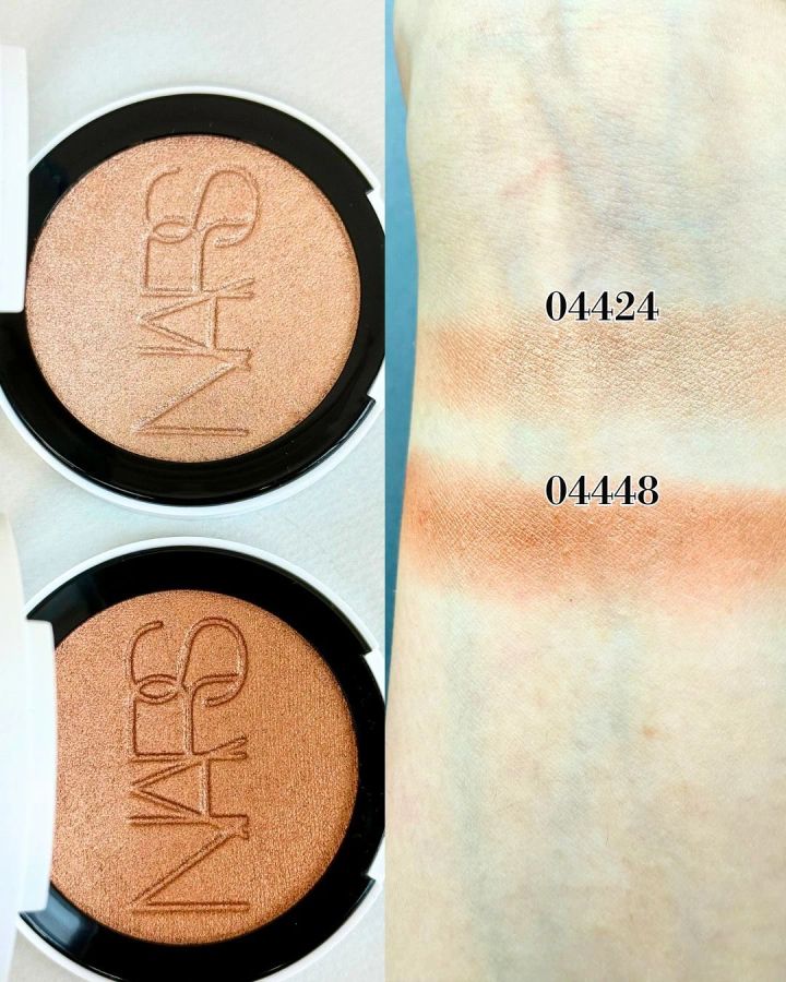 NARS ライトリフレクティング ルミナイジングパウダーのスウォッチ 04424、04448