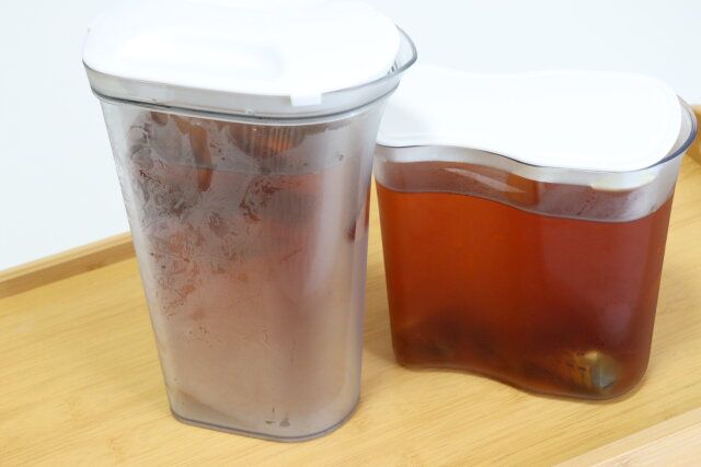 ダイソーのダブルウォール冷水筒と一般的な冷水筒の比較