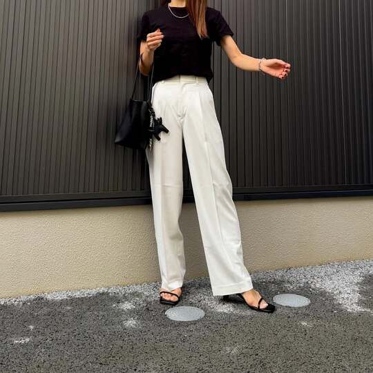 UNIQLOモノトーン1