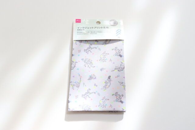 ダイソーのインクジェットプリント生地（鳥獣戯画）のパッケージ