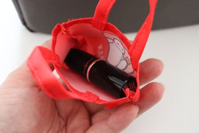 セリアのリップが入るベイマックス ミニミニトートバッグ