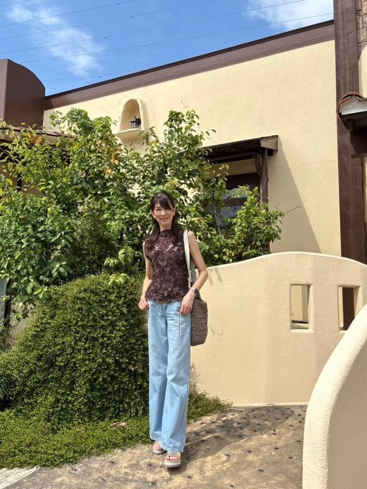 「ユニクロ」ドレープワイドフレアジーンズを使ったコーデ