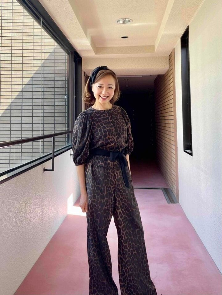 「H&M」のカットソー＆パンツ