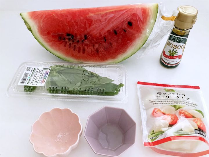 スイカとバジルのグラニテの材料