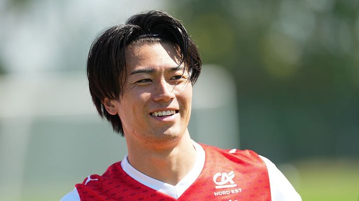 プレー拒否中の25歳日本代表MF中村敬斗、ヨーロッパの名門クラブから「移籍金23億円」で獲得オファー