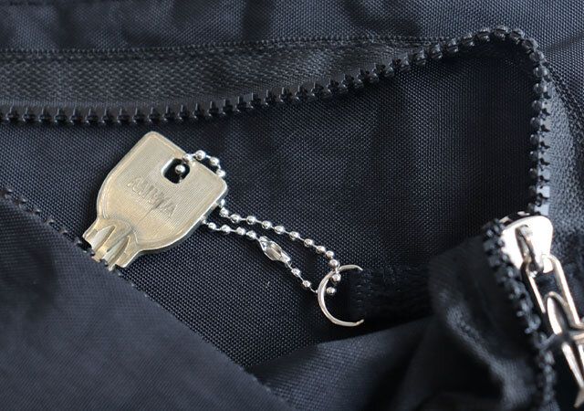 宝島社阪急交通社ショルダーバッグDカン