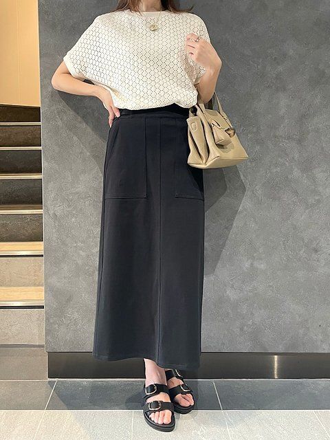 黒スカートコーデ1