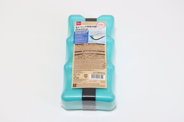 ダイソー 缶ドリンク用保冷剤（約600g） パッケージ