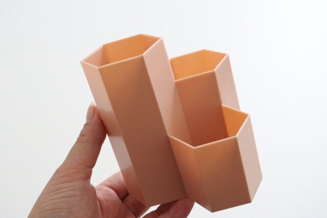 セリアの六角形コスメツールスタンドのサイズ