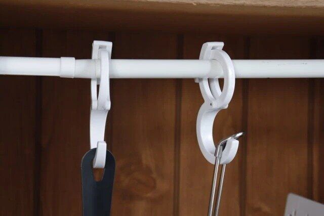 ダイソーのしっかりとまるS字フック2