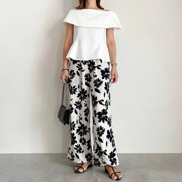 【Style4】大胆柄も品ありトップスでサマ見えに♡