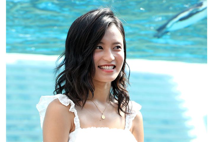 小島瑠璃子さん（2017年07月12日撮影、時事通信フォト）