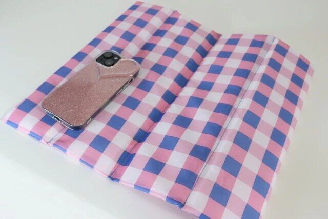 ダイソー レジャーマット（チェック、ポーチ付）