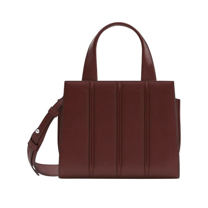 バッグ 本体 H17cm ¥238,700／MAX MARA