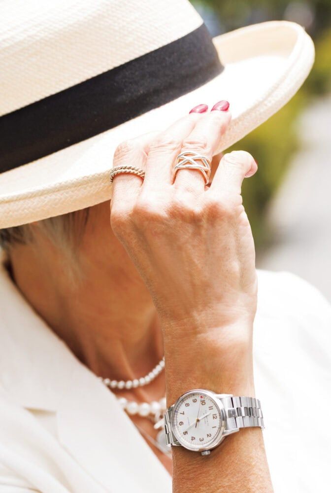 「トゥルーフォー」のパナマハットにハワイで出合い愛用中