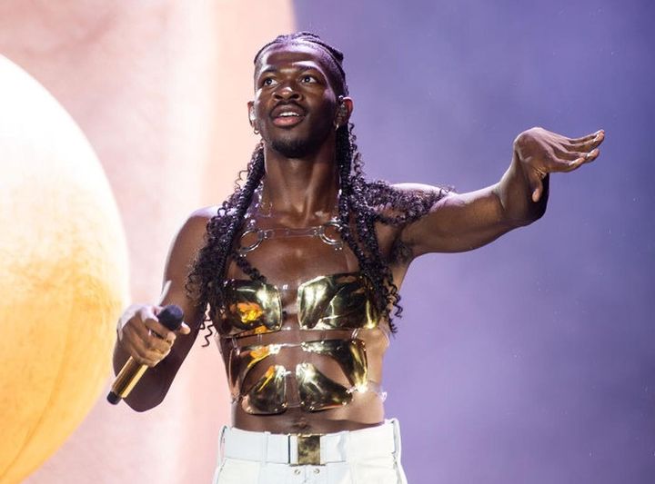 画像: リル・ナズ・Xが逮捕される