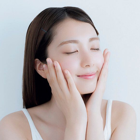 堀口真帆テカリよツヤに